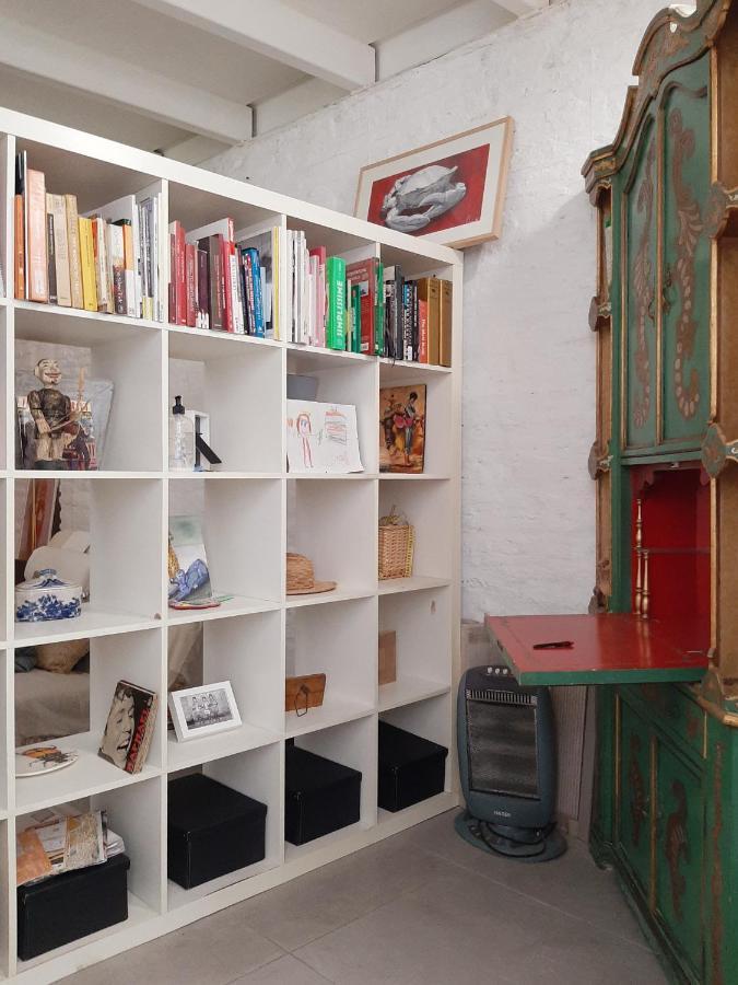 شقة إشبيلية  في Downtown Loft In A 16Th Century Convent المظهر الخارجي الصورة
