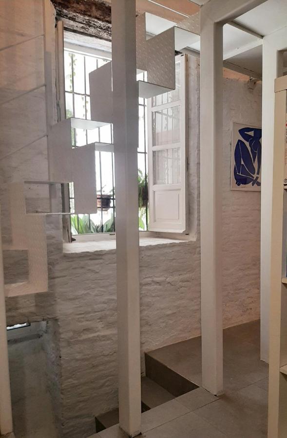 شقة إشبيلية  في Downtown Loft In A 16Th Century Convent المظهر الخارجي الصورة