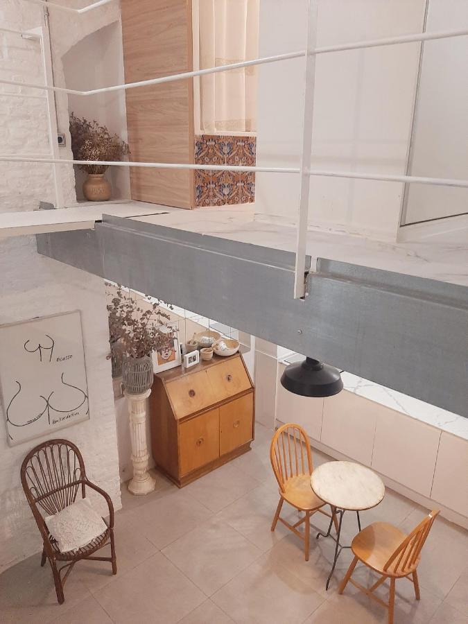 شقة إشبيلية  في Downtown Loft In A 16Th Century Convent المظهر الخارجي الصورة