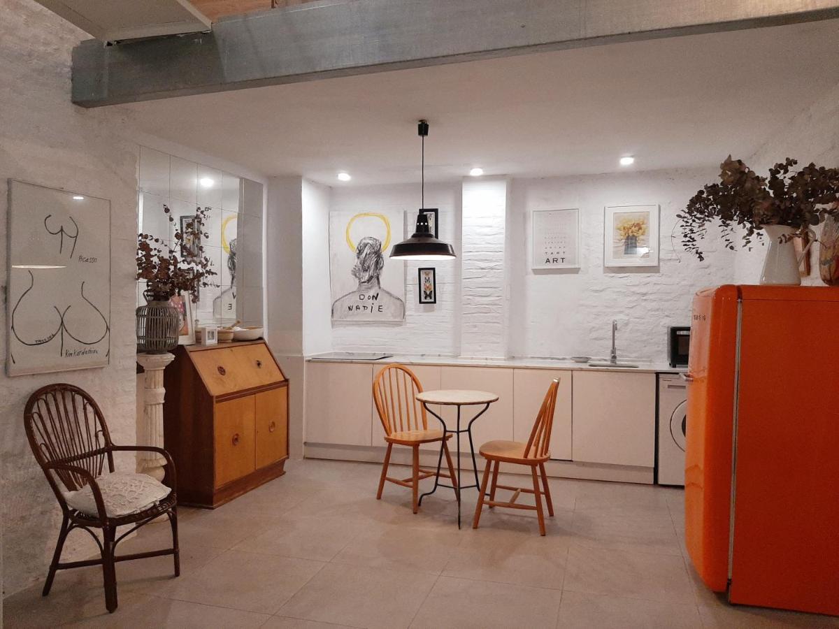 شقة إشبيلية  في Downtown Loft In A 16Th Century Convent المظهر الخارجي الصورة
