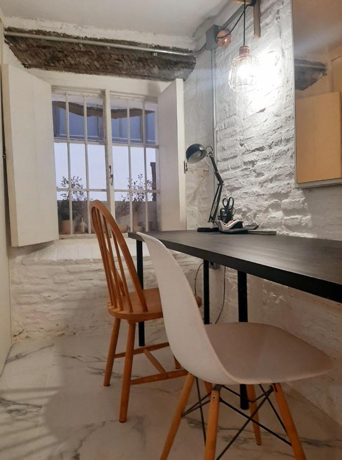 شقة إشبيلية  في Downtown Loft In A 16Th Century Convent المظهر الخارجي الصورة